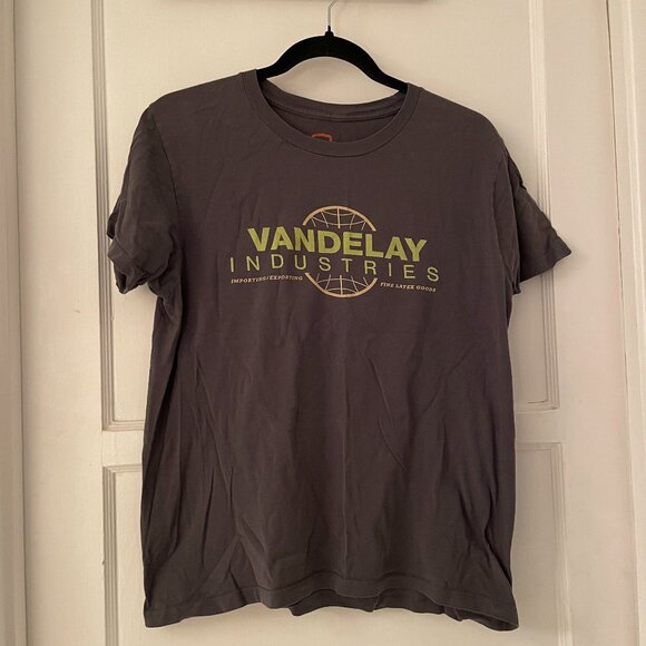 SEINFELD Vandelay Industries T-Shirt - Unisex Small - Picture 1 of 4